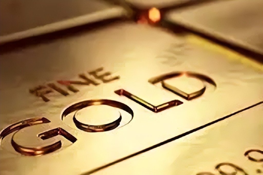 36面锦旗背后的仁心——记“广东好人”李真艮