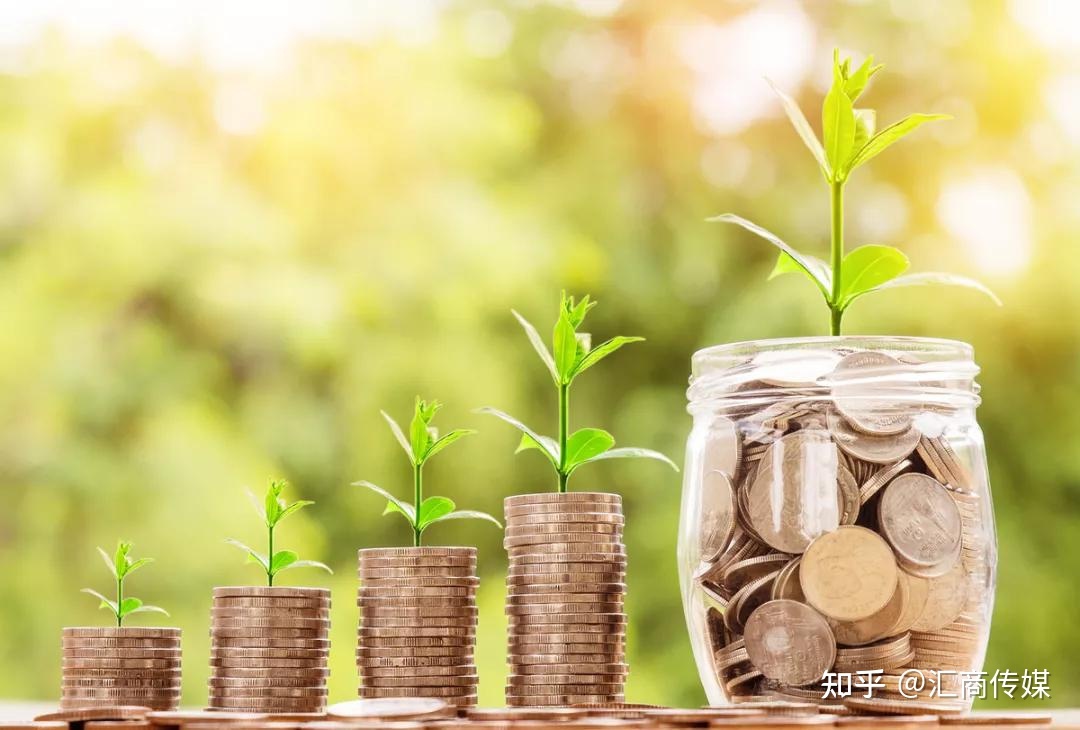 标普创新高迎“八月魔咒”! 暗流涌动 夏末需谨慎对冲