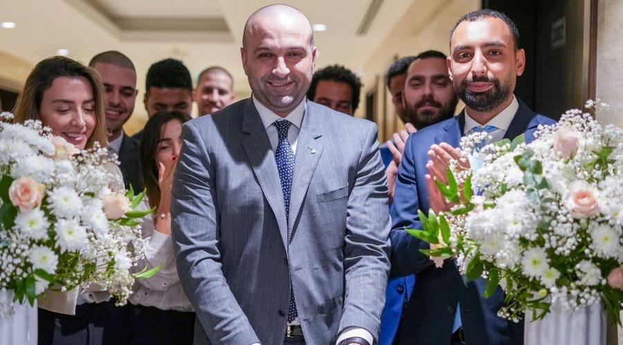 耀才证券金融(01428):与有关部门的收购流程正按计划推进